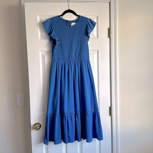 Francescas Smocked Ruffle Shoulder Midi Blue Dress Size L